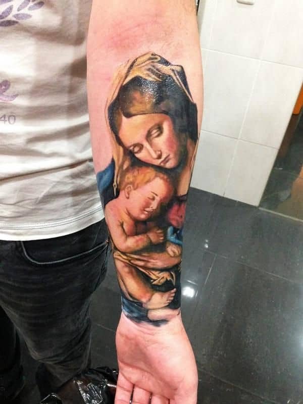 Tatuagem de anjos e da Virgem Maria1